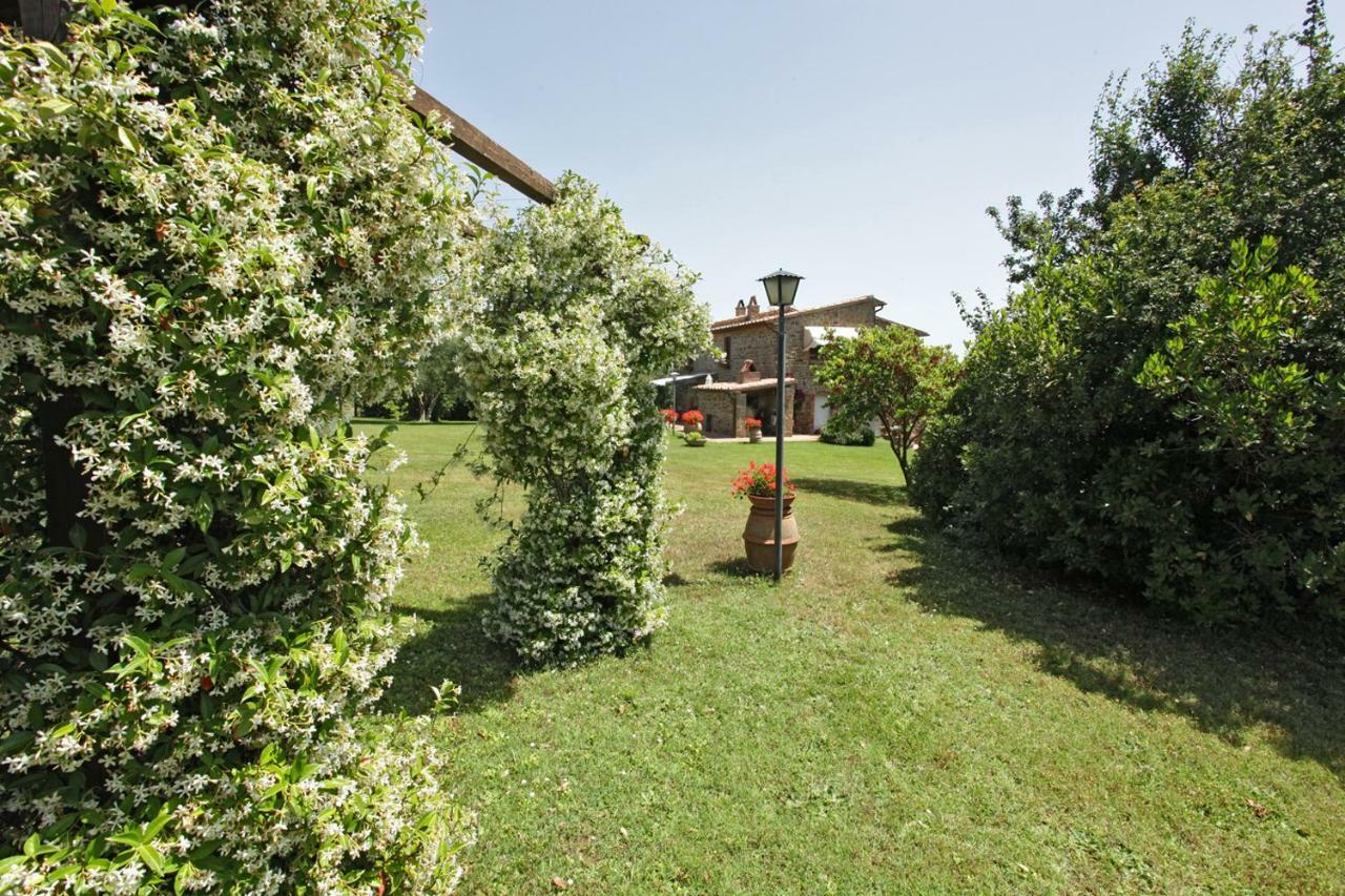 Casale Giacomini Bed and Breakfast Manciano Exterior foto