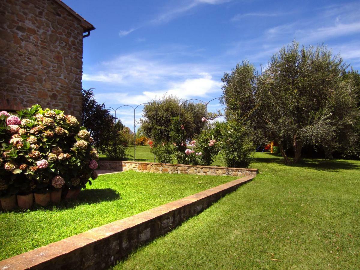 Casale Giacomini Bed and Breakfast Manciano Exterior foto